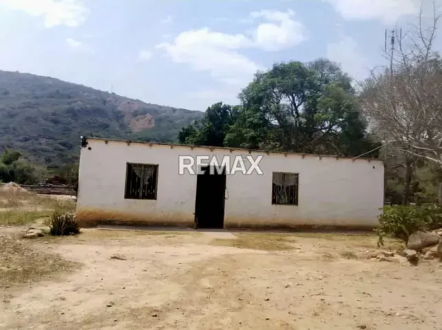 Finca La Prosperidad S.R. – Ubicada estratégicamente en el sector Los Clemones, municipio Libertad, Capacho