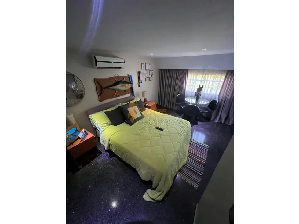VENTA DE CASA EN COLINAS DE GUATAPARO - 14