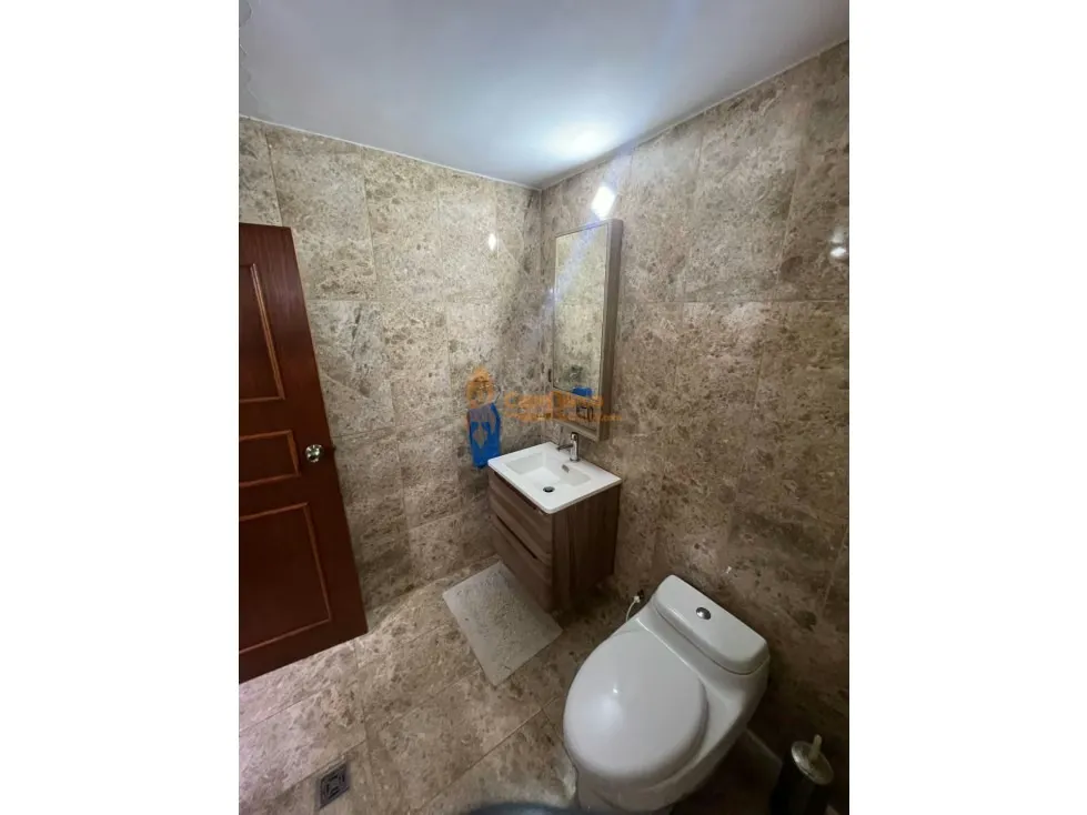 VENTA DE CASA EN COLINAS DE GUATAPARO - 15