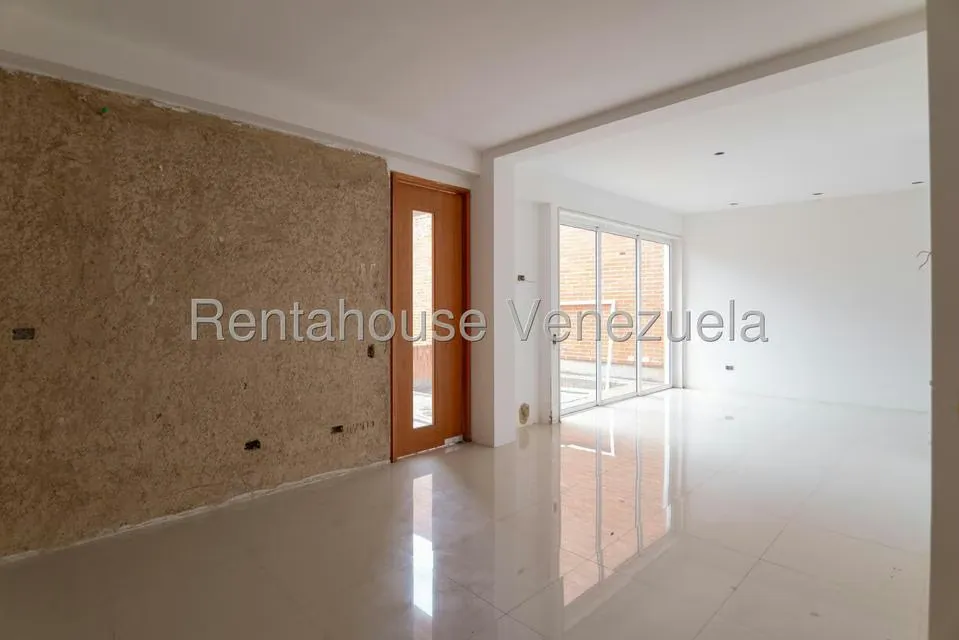 Casa (Multipes Niveles) en Venta en Alto Hatillo, Distrito Metropolitano - 22
