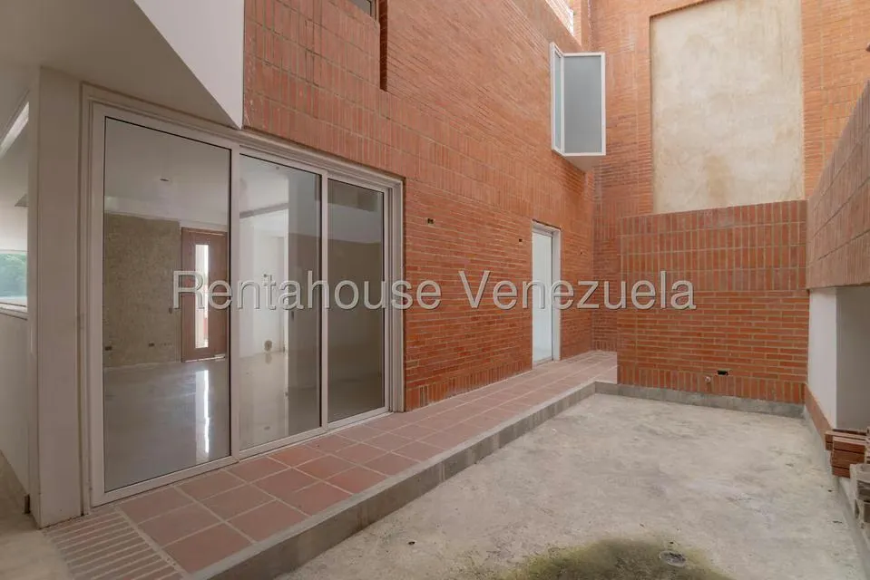 Casa (Multipes Niveles) en Venta en Alto Hatillo, Distrito Metropolitano - 44