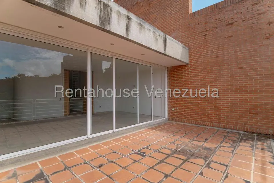 Casa (Multipes Niveles) en Venta en Alto Hatillo, Distrito Metropolitano - 51