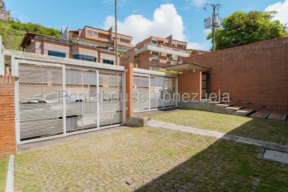 Casa (Multipes Niveles) en Venta en Alto Hatillo, Distrito Metropolitano - 57