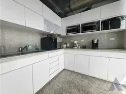 View 16
