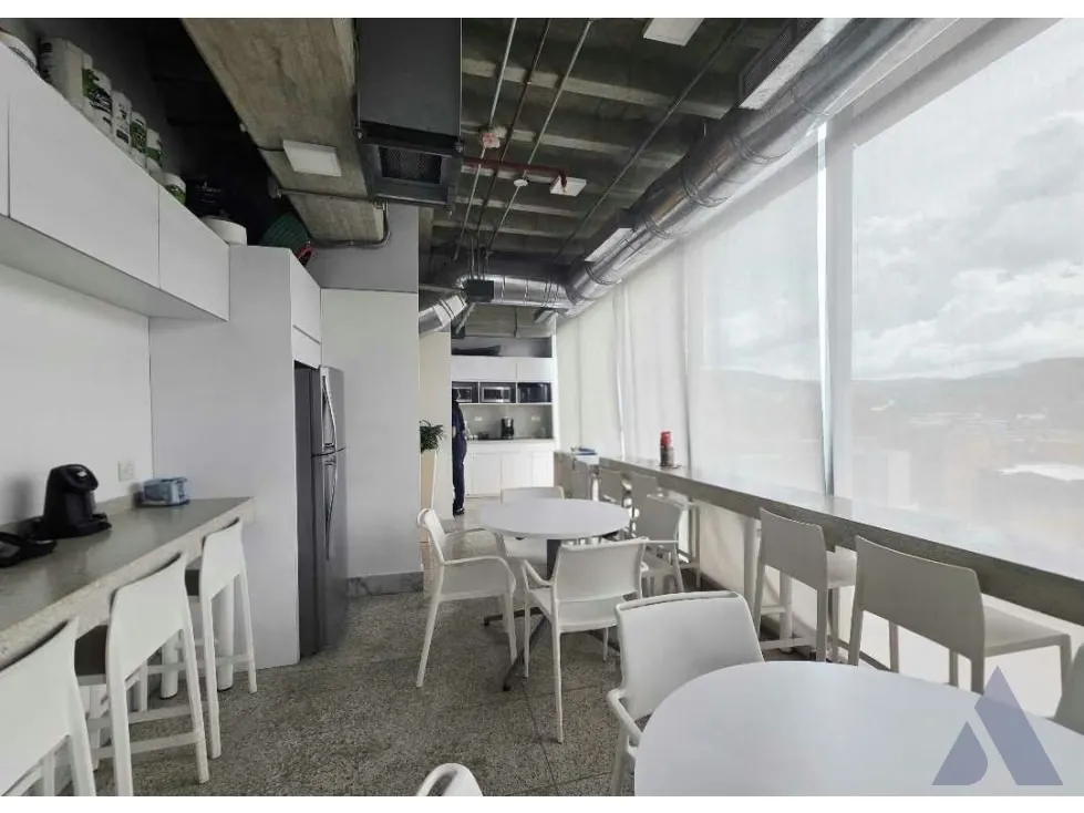 Se vende oficina 531m2 Las Mercedes 7167 - 17