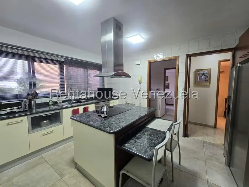 Apartamento (1 Nivel) en Venta en Campo Alegre, Distrito Metropolitano - 11