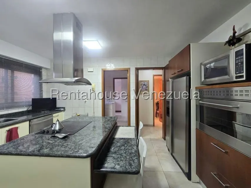 Apartamento (1 Nivel) en Venta en Campo Alegre, Distrito Metropolitano - 12
