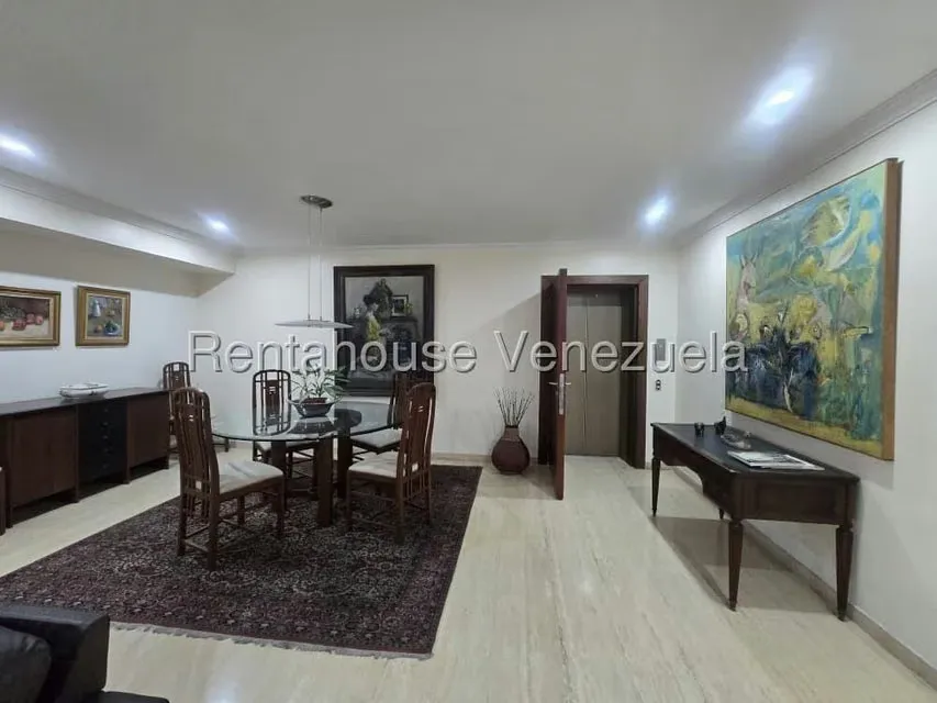 Apartamento (1 Nivel) en Venta en Campo Alegre, Distrito Metropolitano - 3