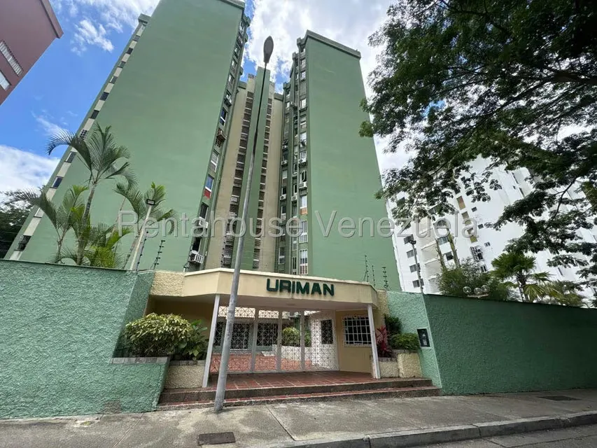 Apartamento (1 Nivel) en Alquiler en Santa Paula, Distrito Metropolitano