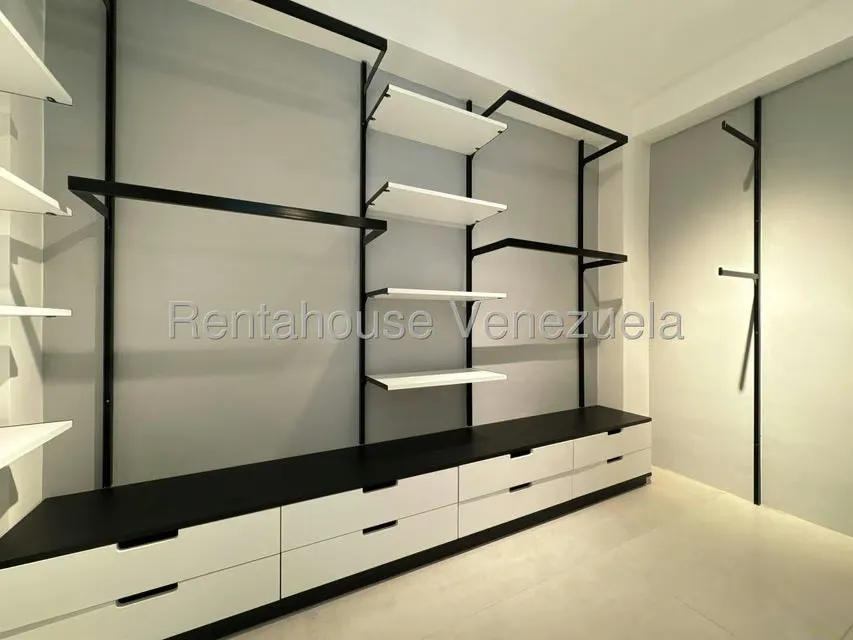 Apartamento (1 Nivel) en Alquiler en Santa Paula, Distrito Metropolitano - 19