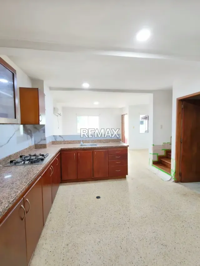 Townhouse en Villa Los Olivos - 8
