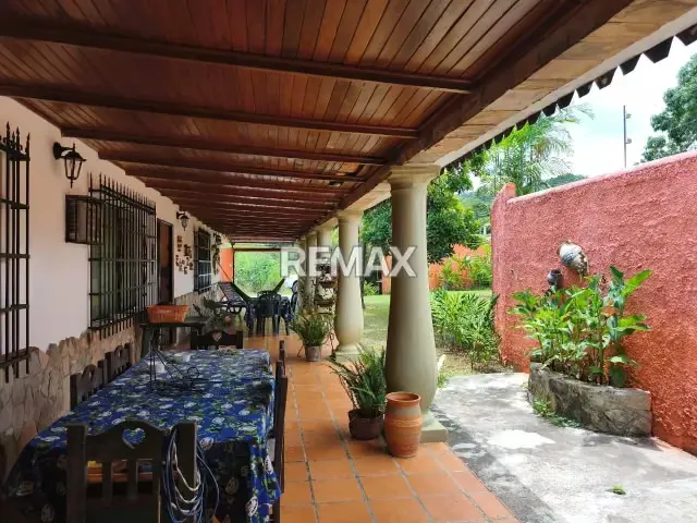 Venta de Casa en Colinas de Guataparo, Valencia, 582m², Una Planta - 8