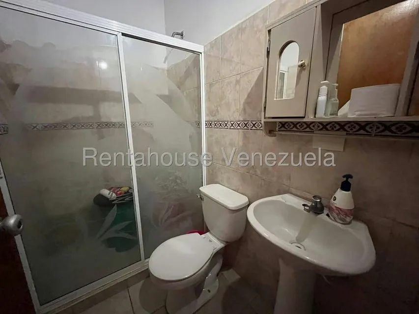 Casa (1 Nivel) en Venta en Valle de Oro, Carabobo - 16