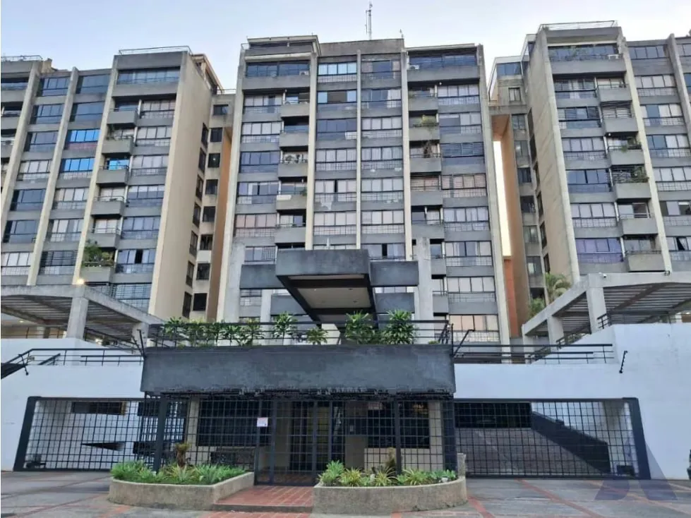 Vendo apartamento 142m2 Los Samanes 2331