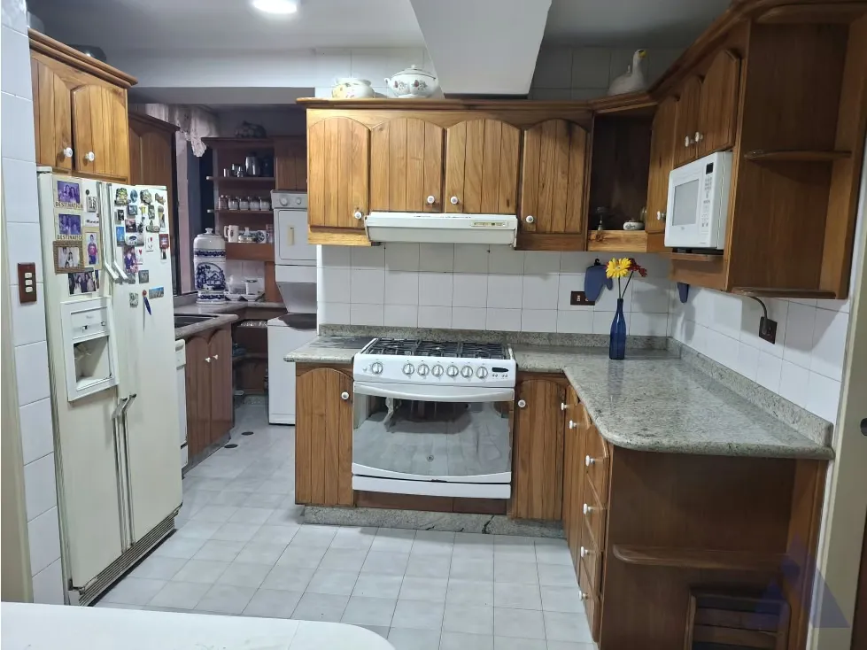 Vendo apartamento 142m2 Los Samanes 2331 - 7