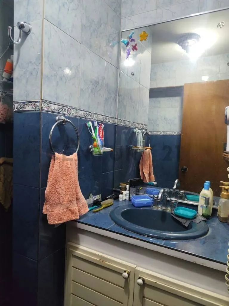 Hermoso apartamento con ubicación estratégica en Las Mercedes , Caracas . - 12