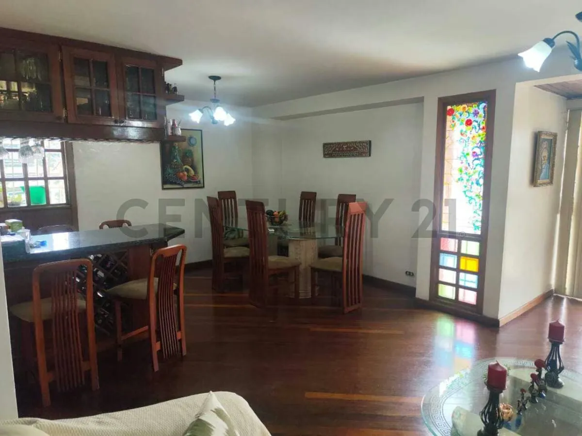 Hermoso apartamento con ubicación estratégica en Las Mercedes , Caracas . - 5
