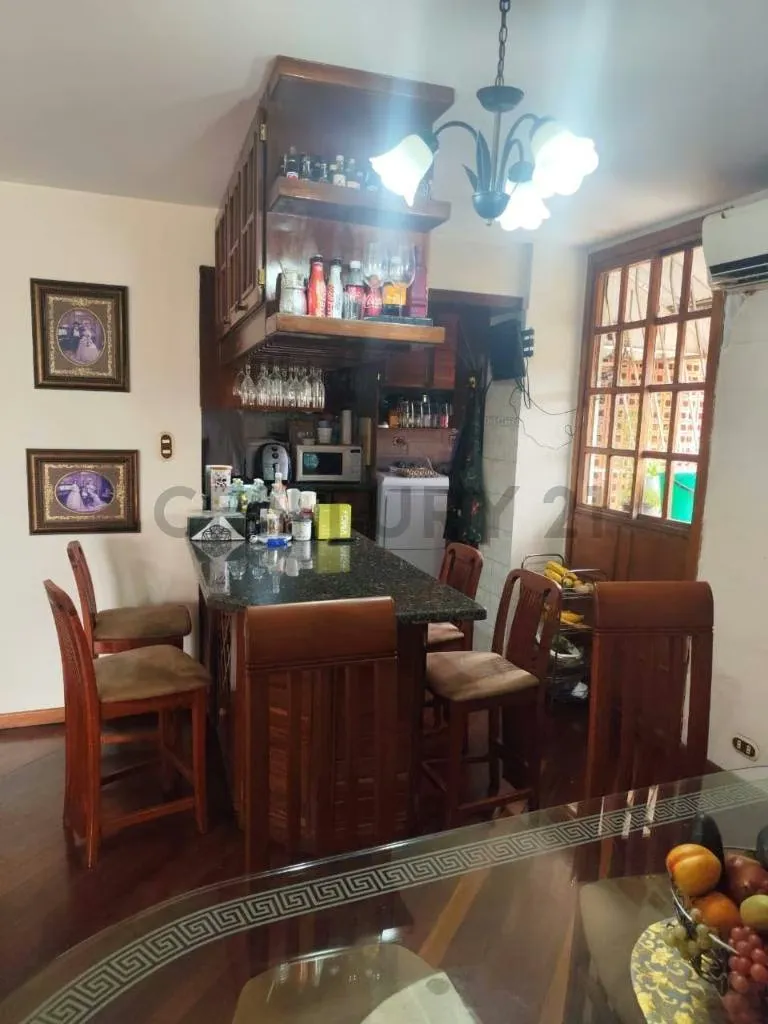 Hermoso apartamento con ubicación estratégica en Las Mercedes , Caracas . - 7