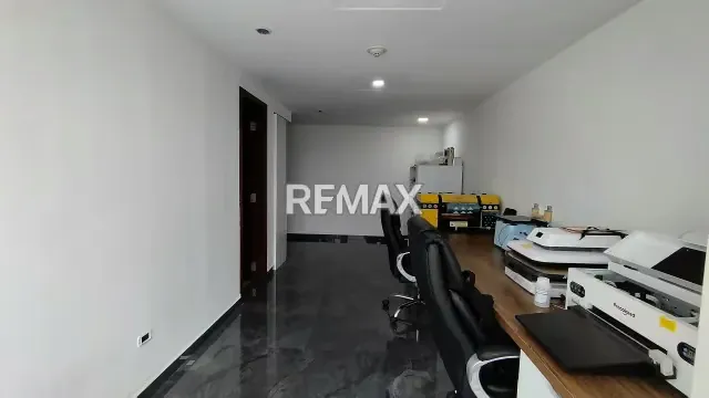 Oficina en Torre Empresarial CC Concepto La Granja Naguanagua - 14