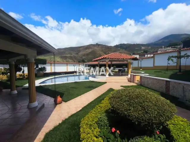 EN VENTA Hermosa casa ubicada en la Grita - 7