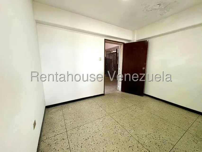 Comercial (Oficina) en Venta en Centro, Lara - 12
