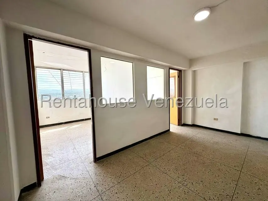 Comercial (Oficina) en Venta en Centro, Lara - 19