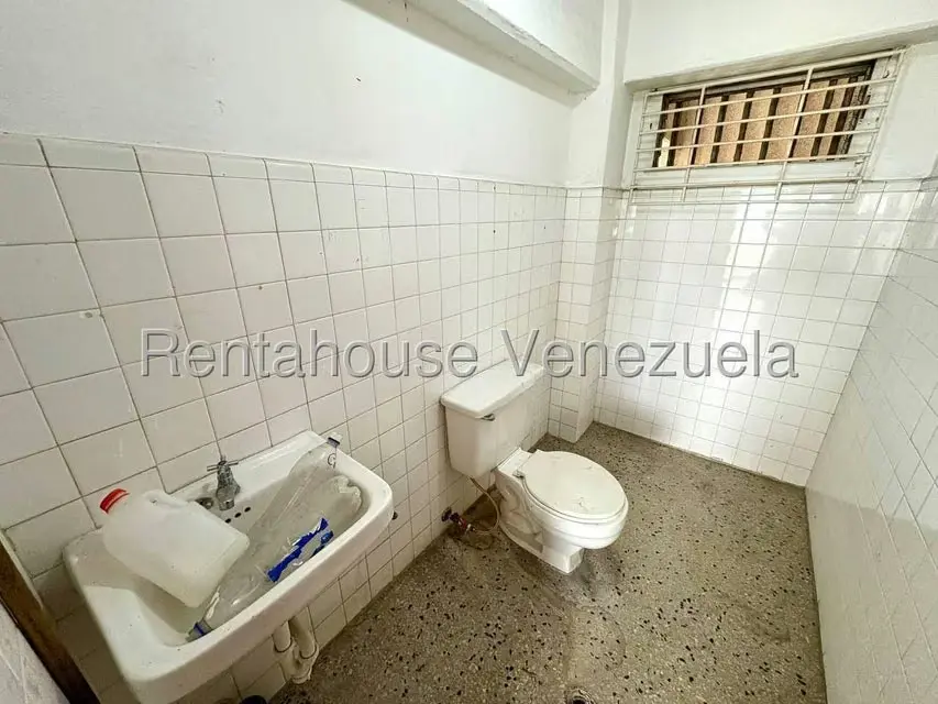 Comercial (Oficina) en Venta en Centro, Lara - 26