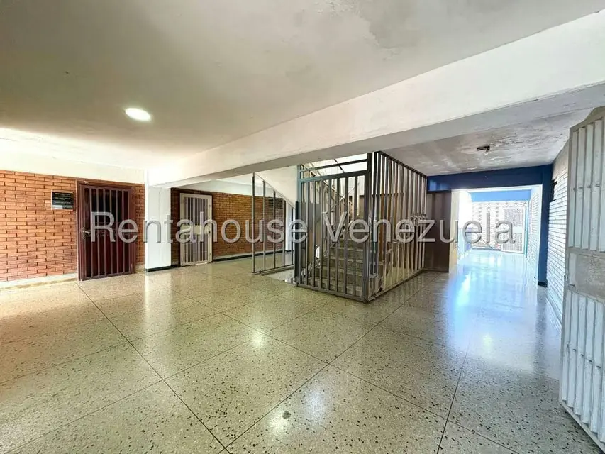 Comercial (Oficina) en Venta en Centro, Lara - 3