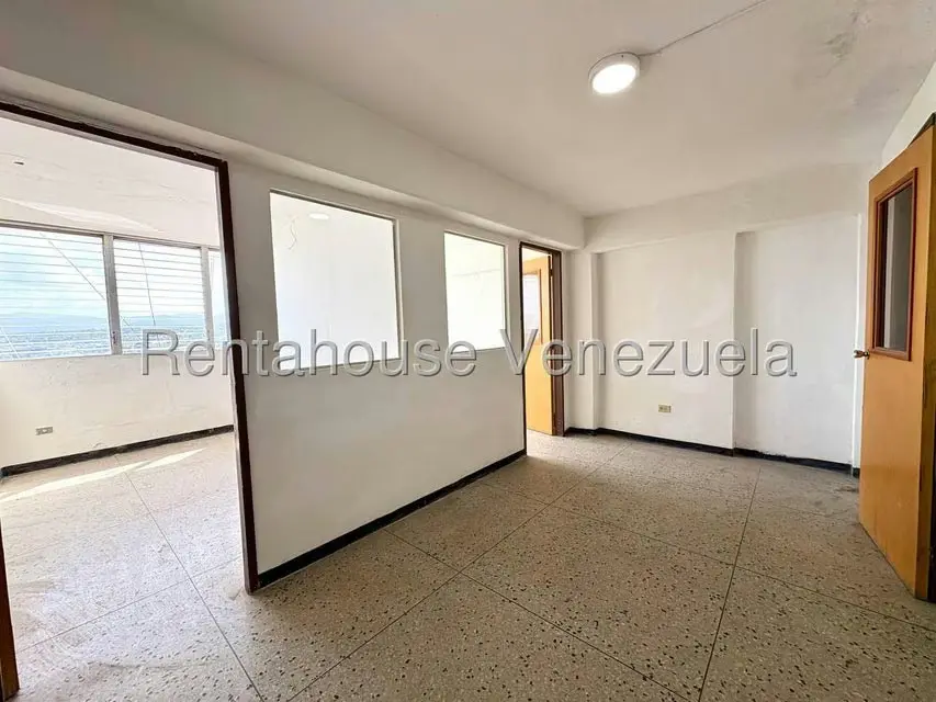Comercial (Oficina) en Venta en Centro, Lara - 4