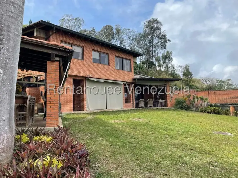 Casa (Multipes Niveles) en Venta en Alto Hatillo, Distrito Metropolitano
