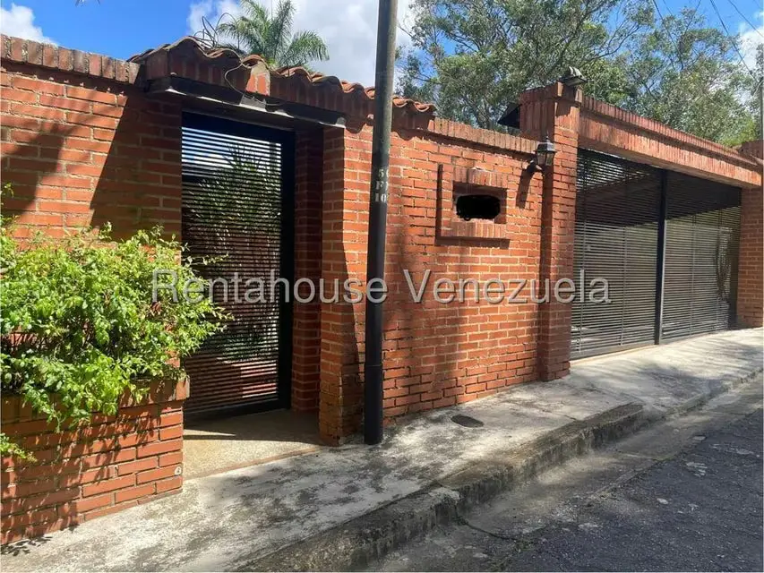 Casa (Multipes Niveles) en Venta en Alto Hatillo, Distrito Metropolitano - 2