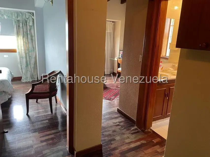 Casa (Multipes Niveles) en Venta en Alto Hatillo, Distrito Metropolitano - 21
