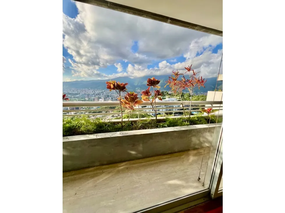 Alquila o Vende Ph c/vista y terraza 387m2 Lomas de San Román 3778
