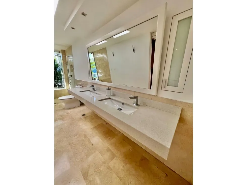 Alquila o Vende Ph c/vista y terraza 387m2 Lomas de San Román 3778 - 9