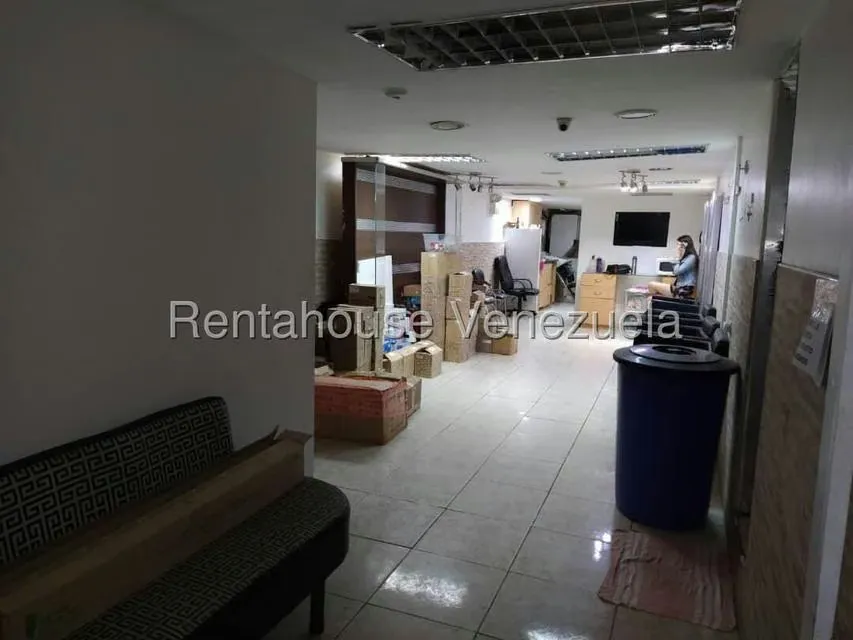 Local Comercial en Alquiler en Parroquia Catedral, Distrito Metropolitano - 13
