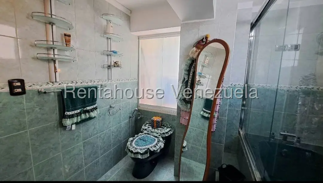 Apartamento (1 Nivel) en Venta en El Paraiso, Distrito Metropolitano - 21