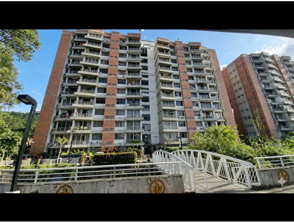 Vendo apartamento 71m2 El Encanado 2785