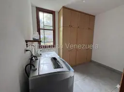 Vista 44
