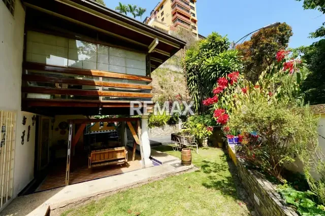 VENTA DE CASA - COLINAS DE BELLO MONTE