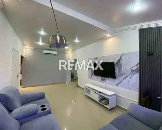 EN VENTA APARTAMENTO AMOBLADO EN AV. TERRANOVA: AGUA CONSTANTE. UBICACIÓN ESTRATÉGICA PARA TU TRANQUILIDAD FAMILIAR. ¡TU NUEVO HOGAR JUNTO A LOS MEJORES SERVICIOS! - 5