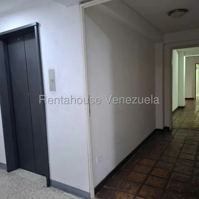 Apartamento (1 Nivel) en Alquiler en El Cafetal, Distrito Metropolitano - 14