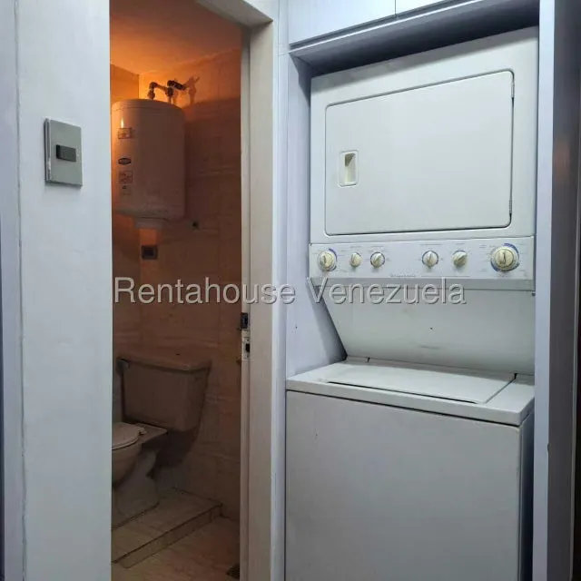 Apartamento (1 Nivel) en Alquiler en El Cafetal, Distrito Metropolitano - 23