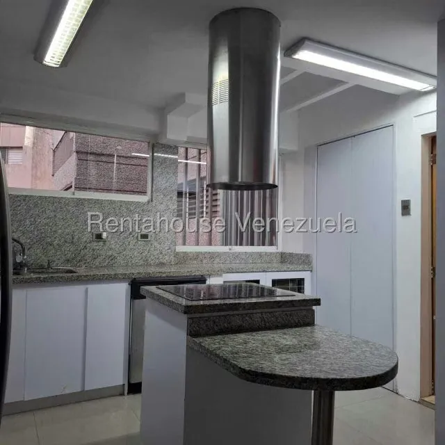 Apartamento (1 Nivel) en Alquiler en El Cafetal, Distrito Metropolitano - 25