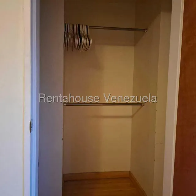 Apartamento (1 Nivel) en Alquiler en El Cafetal, Distrito Metropolitano - 36