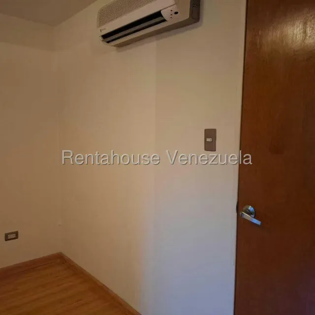 Apartamento (1 Nivel) en Alquiler en El Cafetal, Distrito Metropolitano - 38