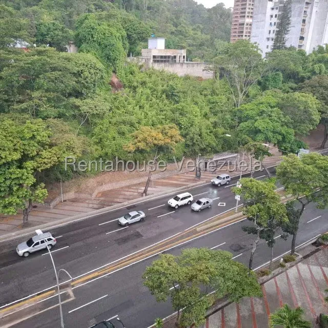 Apartamento (1 Nivel) en Alquiler en El Cafetal, Distrito Metropolitano - 50