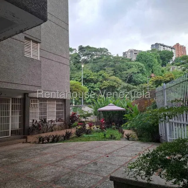 Apartamento (1 Nivel) en Alquiler en El Cafetal, Distrito Metropolitano - 9