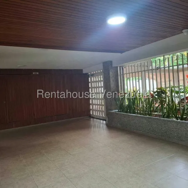 Apartamento (1 Nivel) en Alquiler en El Cafetal, Distrito Metropolitano - 10