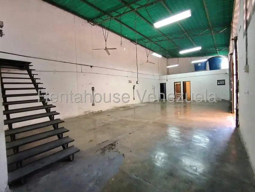 Galpon - Deposito en Venta en Zona Centro, Aragua - 3