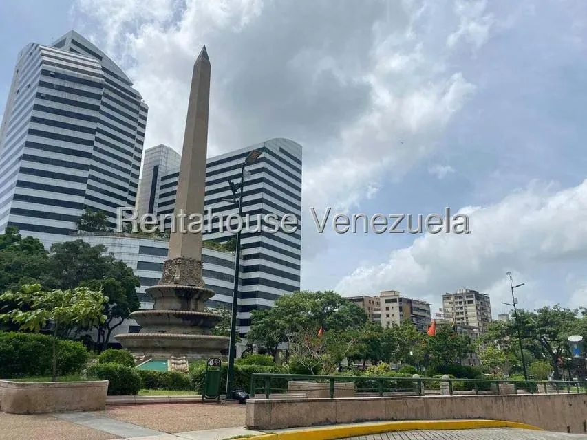 Oficina en Venta en Altamira, Distrito Metropolitano - 12